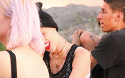 Miley Cyrus GIF. Artiesten Miley cyrus Gifs Glimlach 