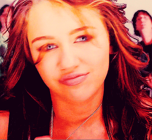 Artiesten Miley cyrus Snor Gifs 