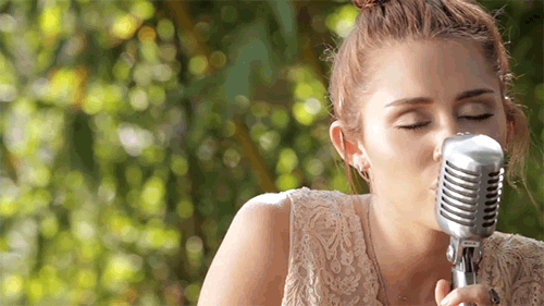 Artiesten Miley cyrus Gifs 2013 gelukkig snl Saturday Night Live ochtendshow Mornin miami 
