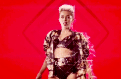Miley Cyrus GIF. Artiesten Miley cyrus Gifs Snl Michelle bachmann 