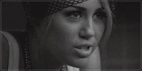 Artiesten Miley cyrus Roken Gifs muziekvideo 23 trending 