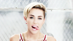 Miley Cyrus GIF. Artiesten Miley cyrus Gifs Amas2013 