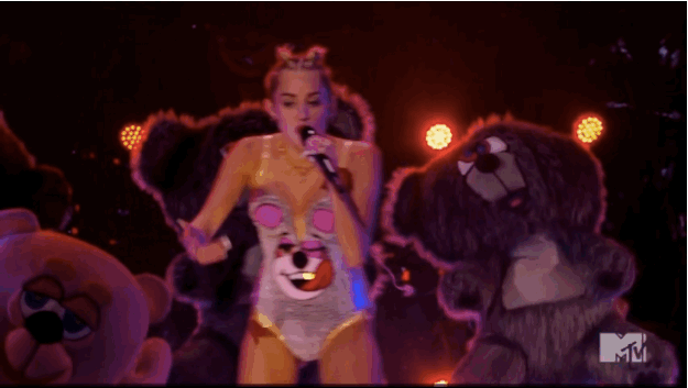Artiesten Miley cyrus Gifs wrecking ball 
