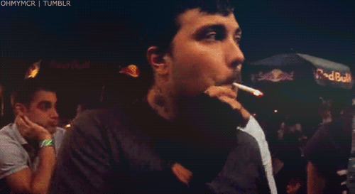 Artiesten My chemical romance Gifs gerard manier mikey manier 