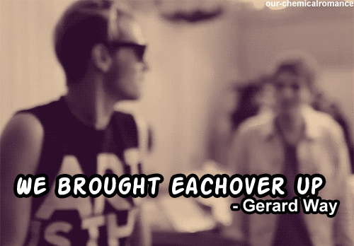 Artiesten My chemical romance Gifs gerard manier mikey manier 