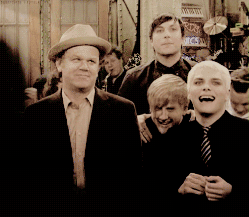 Artiesten My chemical romance Gifs gerard manier frank iero mikey manier ray toro 