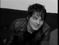 My Chemical Romance GIF. Artiesten My chemical romance Helena Gifs 