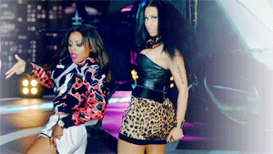 Artiesten Mode Gifs Nicki minaj glimlach spikes 