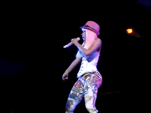 Artiesten Gifs Nicki minaj 