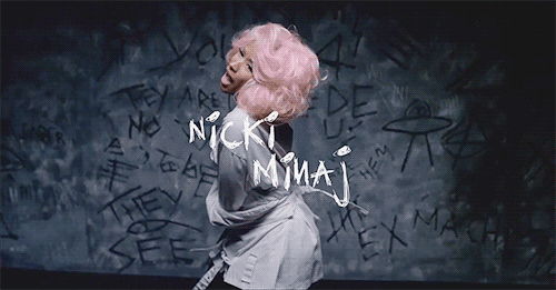 Artiesten Gifs Nicki minaj teef aub Beez in de val 