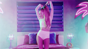 Nicki Minaj GIF. Beroemdheden Artiesten Gifs Nicki minaj Super bass 
