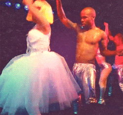 Nicki Minaj GIF. Artiesten Gifs Nicki minaj 2 chainz 