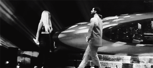 Muziek Artiesten Gifs Nicki minaj knal stupid hoe Roman Reloaded 