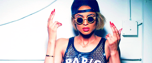 Artiesten Gifs Nicki minaj 