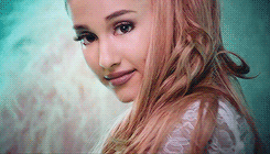 Nicki Minaj GIF. Artiesten Gifs Nicki minaj Lachend Lach 