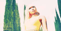 Nicki Minaj GIF. Muziek Artiesten Gifs Nicki minaj Knal Mode &amp;amp; beauty Starships 