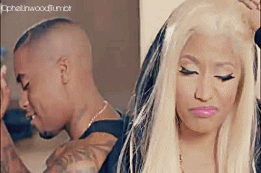 Artiesten Gifs Nicki minaj nas gelijk aan mijn zijde 