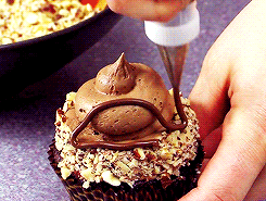 Nutella GIF. Eten en drinken Chocolade Dessert Cupcakes Voedsel Gifs Nutella Ferrero rocher 
