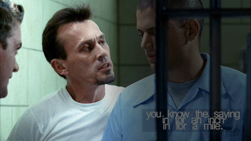 Films en series Prison break Gifs Robert Knepper tbag 