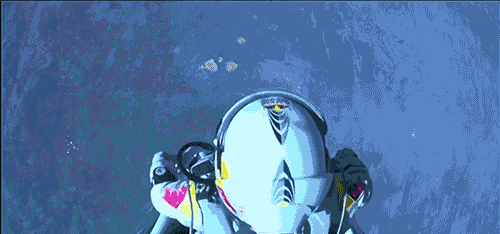 Eten en drinken Ruimte Smakelijk Gifs Red bull felix baumgartner stratos vrije val geluidsbarri&egrave;re 