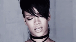 Rihanna GIF. Artiesten Rihanna Gifs  Houding Staren Woest 