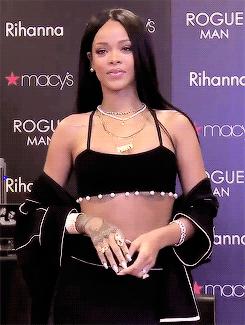 Artiesten Schattig Rihanna Kus Gifs 