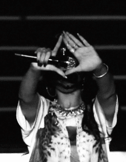 Artiesten Rihanna Gifs braakmiddel overgeven smerig 