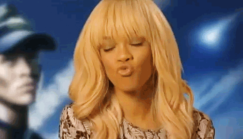 Artiesten Rihanna Kus Gifs  