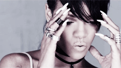 Rihanna GIF. Artiesten Roken Rihanna Rook Gifs Onkruid  