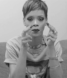 Rihanna GIF. Artiesten Rihanna Gifs  Snl 