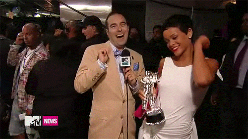 Artiesten Rihanna Gifs all the lights 