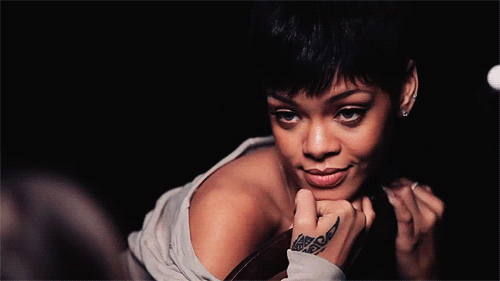 Artiesten Rihanna Gifs glimlach gelukkig 