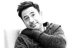 Robert Downey Jr GIF. Gifs Filmsterren Robert downey jr Scherlock holmes 