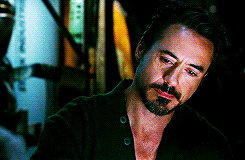 Robert Downey Jr GIF. Gifs Filmsterren Robert downey jr Alleen jij Marisa tomei 