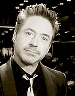 Robert Downey Jr GIF. Film Sherlock holmes Gifs Filmsterren Robert downey jr Wenk 