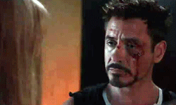 Robert Downey Jr GIF. Gifs Filmsterren Robert downey jr Glimlachen Waarnemend Luisteren 