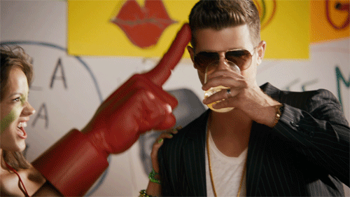 Muziek Eten en drinken Artiesten Gifs Robin thicke geef het 2 u 