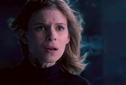 Rooney Mara GIF. Gifs Filmsterren Rooney mara Piercings Lectuur The girl with the dragon tattoo Lisbeth salander Concen 