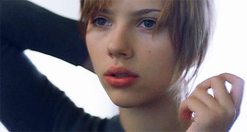 Scarlett Johansson GIF. Gifs Filmsterren Scarlett johansson Hitchcock Janet leigh 