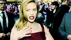 Scarlett Johansson GIF. Gifs Filmsterren Scarlett johansson Hitchcock Janet leigh 