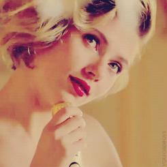 Scarlett Johansson GIF. Gifs Filmsterren Scarlett johansson Thegoodfilms Lost in translation 