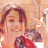 Selena Gomez GIF. Huilen Artiesten Selena gomez Gifs Weefsel 