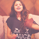 Selena Gomez GIF. Artiesten Selena gomez Gifs G Selena gomez gifs Selena gomez pictogrammen Selena gomez bewerkingen 