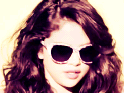 Selena Gomez GIF. Bioscoop Artiesten Selena gomez Gifs Status van het doden van mezelf op het moment 