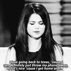 Selena Gomez GIF. Disney Artiesten Selena gomez Gifs Alex russo Wowp 