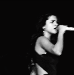 Selena Gomez GIF. Huilen Artiesten Selena gomez Gifs Weefsel 