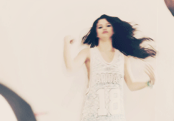 Selena Gomez GIF. Artiesten Selena gomez Shut up Gifs Ernstig 