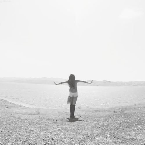 Muziek Artiesten Selena gomez Gifs love you like a love song music video 