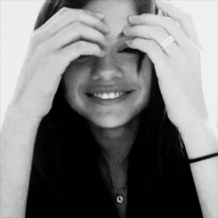Selena Gomez GIF. Box Artiesten Selena gomez Gifs David letterman 