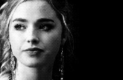 Sia GIF. Artiesten Greta Gifs Sia Freya mavor Freya mavor s Beadem me Mini mcguinness 
